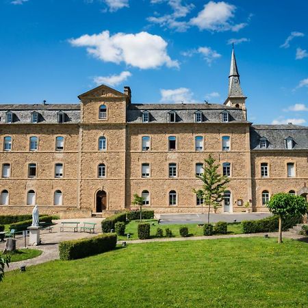 Accueil Du Couvent De Malet Otel Saint-Côme-dʼOlt Dış mekan fotoğraf